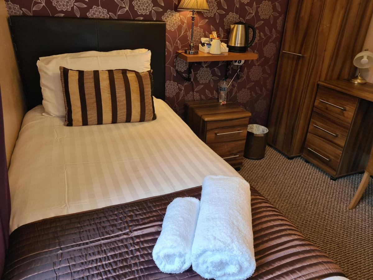 The Penkelie Hotel Southport Buitenkant foto