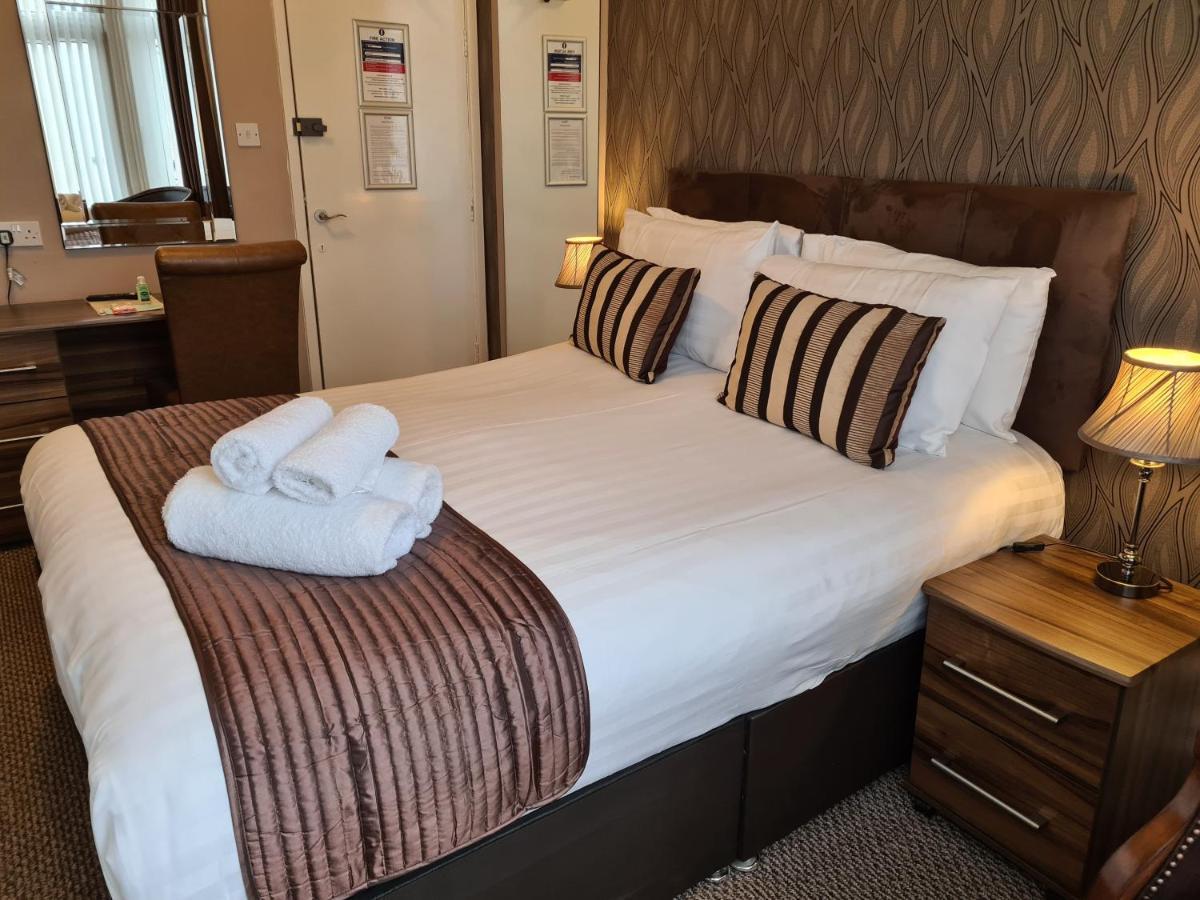 The Penkelie Hotel Southport Buitenkant foto